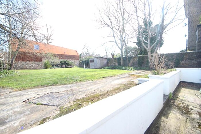 1 Bedroom Apartment To Rent In Wickham Road, London, SE4