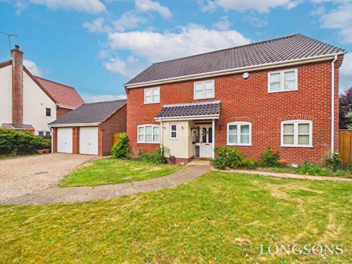 4 Bedroom Detached House For Sale In Eastgate Park, Necton, PE37