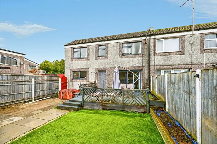 3 Bedroom End Of Terrace House For Sale In Elmridge, Skelmersdale, Lancashire, WN8
