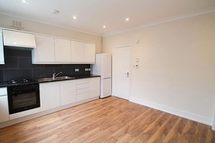 1 Bedroom Flat To Rent In Nursery Road, London, N14