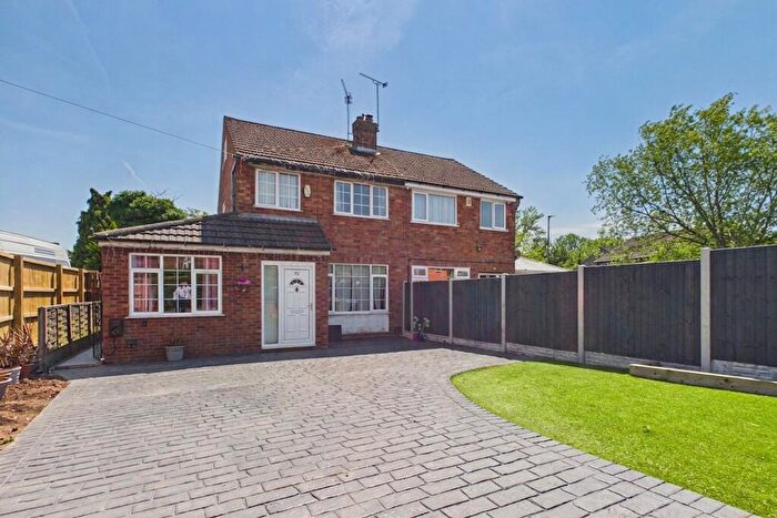 4 Bedroom Semi-Detached House For Sale In Blacon Point Road, Blacon, CH1
