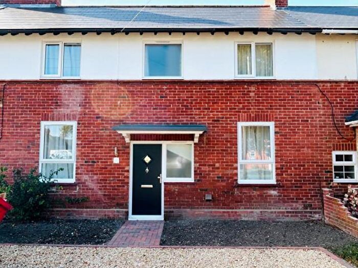 3 Bedroom Terraced House To Rent In Newlands Avenue, Didcot, OX11