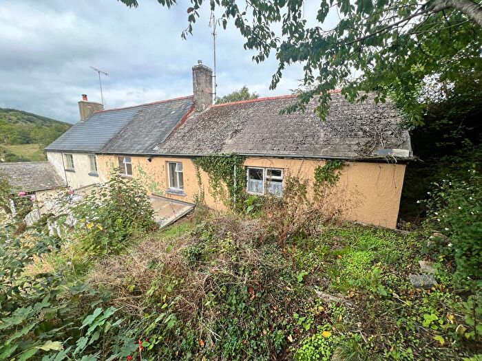 3 Bedroom Semi-Detached House For Sale In Lime Street, Moretonhampstead, TQ13