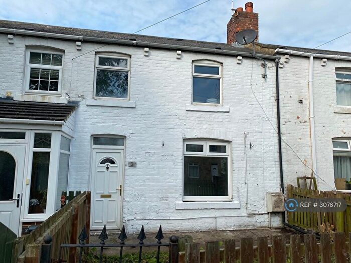 2 Bedroom Terraced House To Rent In Chapel Place, Newcastle Upon Tyne, NE13