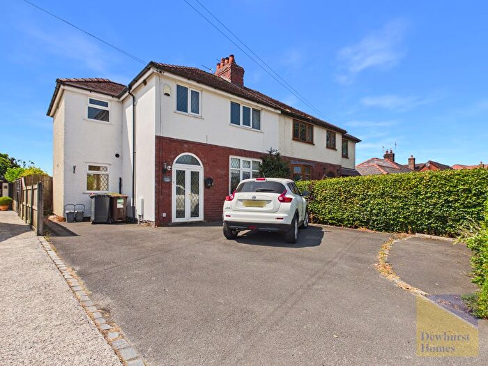 3 Bedroom Semi-Detached House For Sale In Tabley Lane, Higher Bartle, PR4