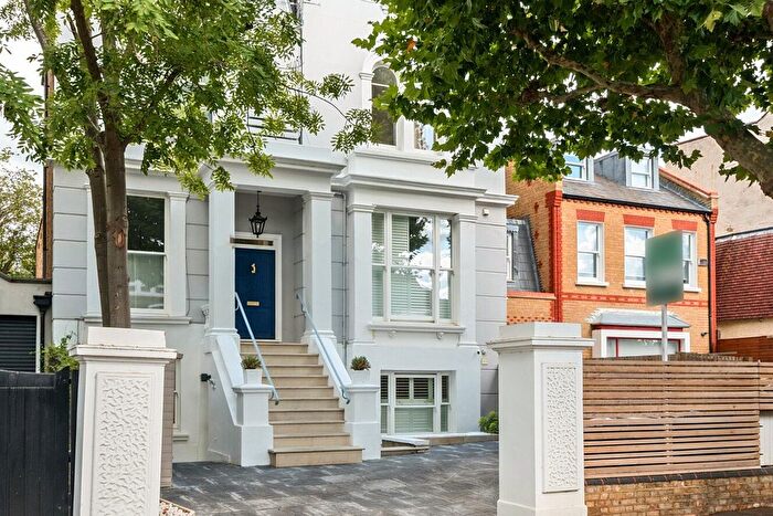 1 Bedroom Flat For Sale In Seymour Road, Southfields, London, SW18
