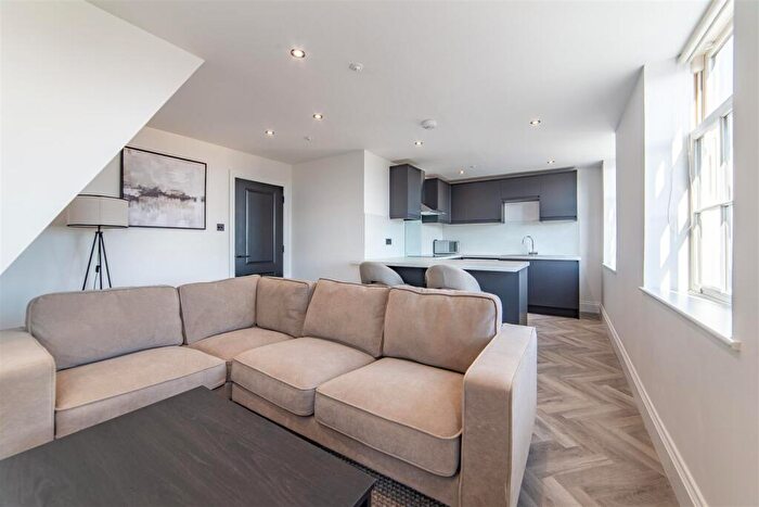 2 Bedroom Apartment To Rent In Clayton Street West, Newcastle Upon Tyne, NE1