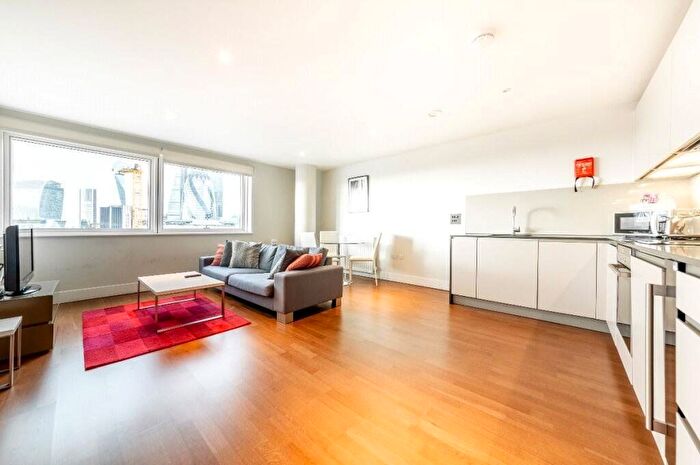 1 Bedroom Flat For Sale In Crawford Building, Whitechapel High Street, Aldgate, London, E1