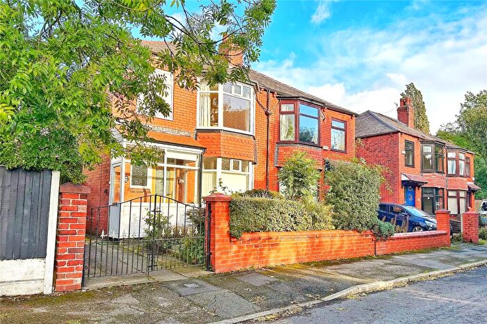 4 Bedroom Semi-Detached House For Sale In Lyndhurst Avenue, Ashton-under-Lyne, Greater Manchester, OL6