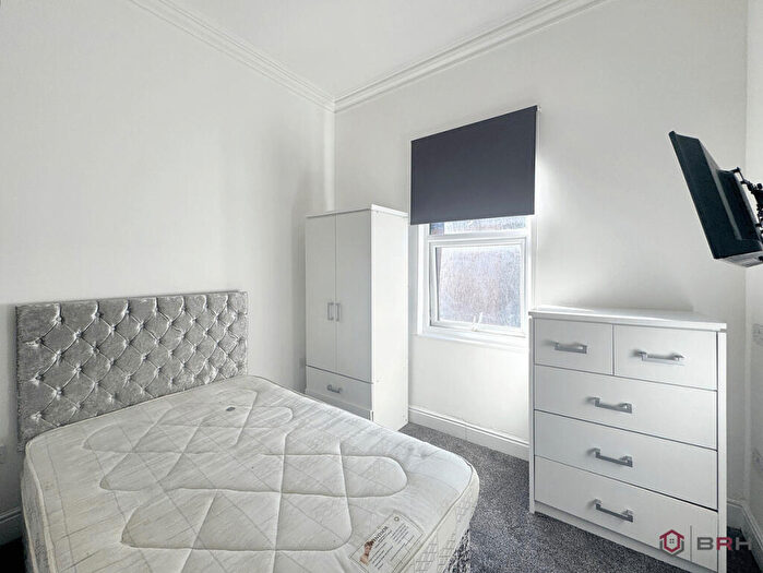 1 Bedroom Detached House To Rent In Boulevard, Hull, HU3