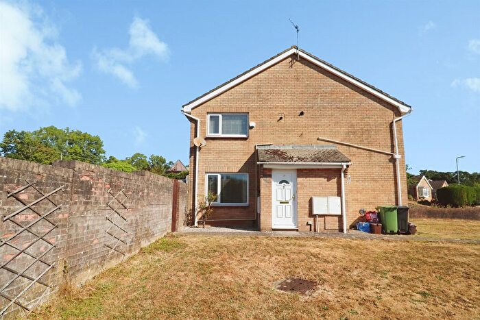 1 Bedroom Terraced House For Sale In Hazelwood Drive, St. Mellons, Cardiff, CF3
