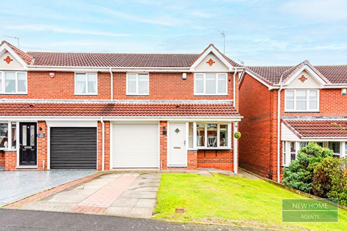 3 Bedroom Semi-Detached House For Sale In Chigwell Close, Penshaw, Houghton Le Spring, DH4