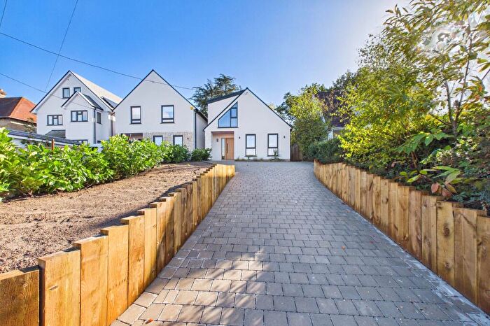 4 Bedroom Detached House For Sale In Clarendon Road, Broadstone, Dorset, BH18