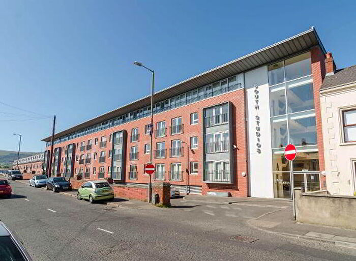 2 Bedroom Apartments For Sale In Apt South Studios, Tates Avenue, Belfast, BT9