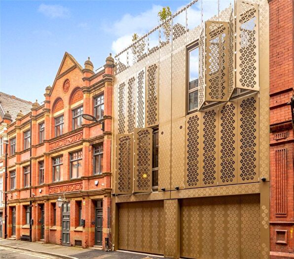 3 Bedroom Detached House To Rent In Wood Street, Manchester, Greater Manchester, M3