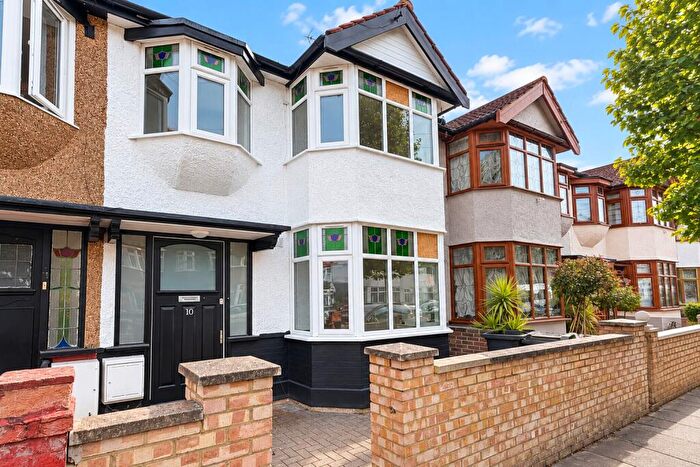 3 Bedroom Terraced House To Rent In Kingsmead Avenue, Edmonton, N9