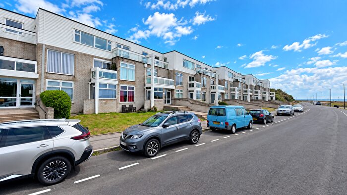1 Bedroom Flat For Sale In South Esplanade, Burnham-On-Sea, TA8