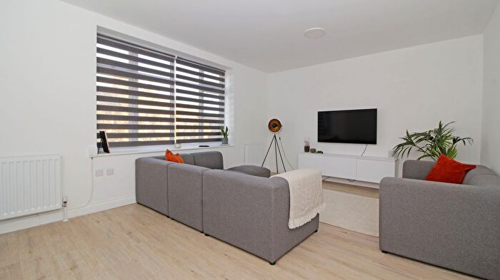 1 Bedroom Flat To Rent In High Street, West Wickham, BR4