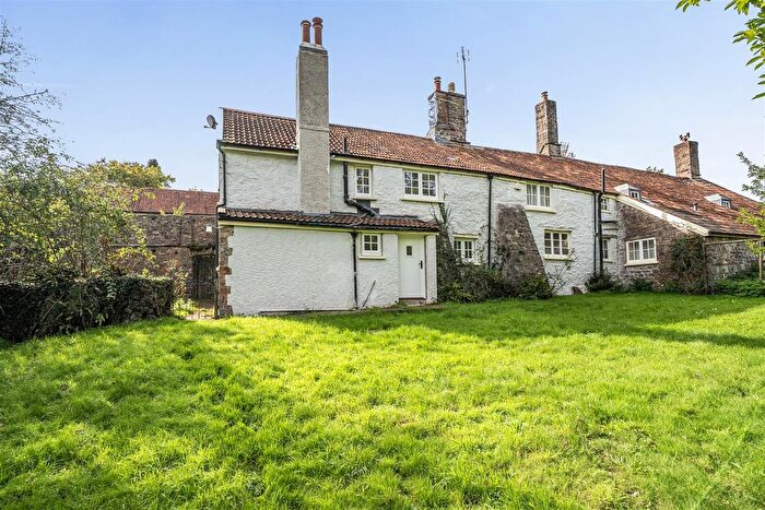 3 Bedroom Semi-detached House To Rent In Near Hockworthy, Wellington, TA21