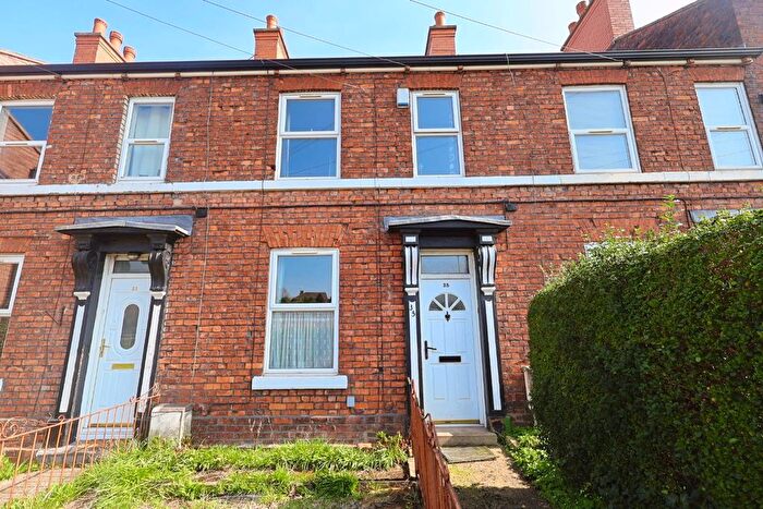 2 Bedroom Terraced House For Sale In Salop Road, Wrexham, LL13