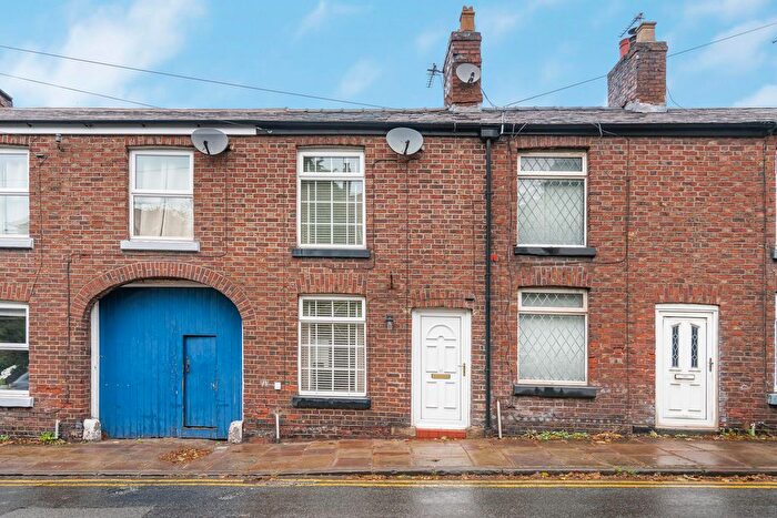 2 Bedroom Terraced House For Sale In Hurdsfield Road, Macclesfield, SK10