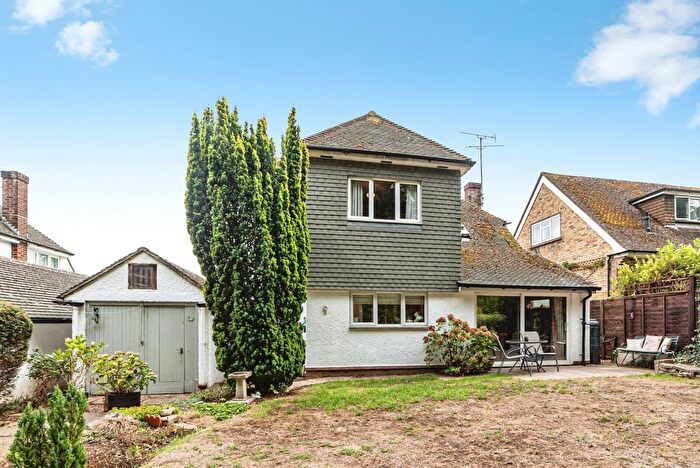 3 Bedroom Detached House For Sale In Foyle Park, Basingstoke, Hampshire, RG21