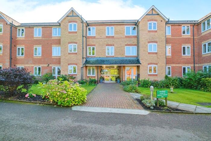 1 Bedroom Flat To Rent In Station Street, Saffron Walden, CB11