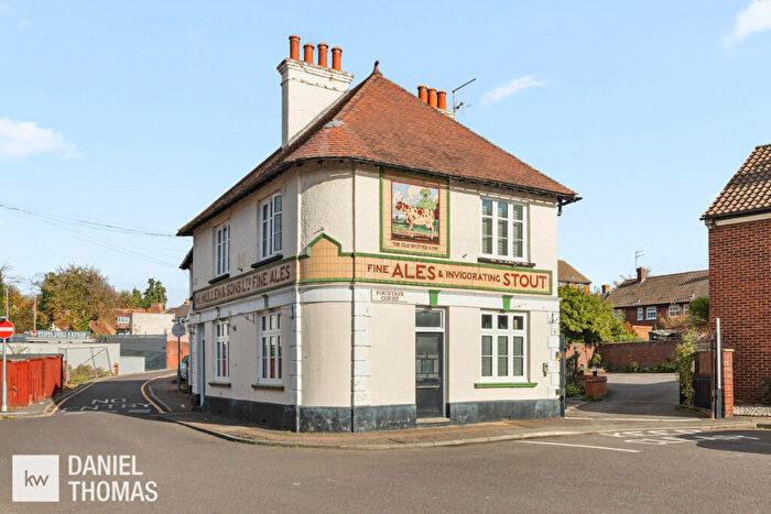 2 Bedroom Apartment For Sale In Daniel Thomas | Fountain Court, Waltham Abbey, EN9
