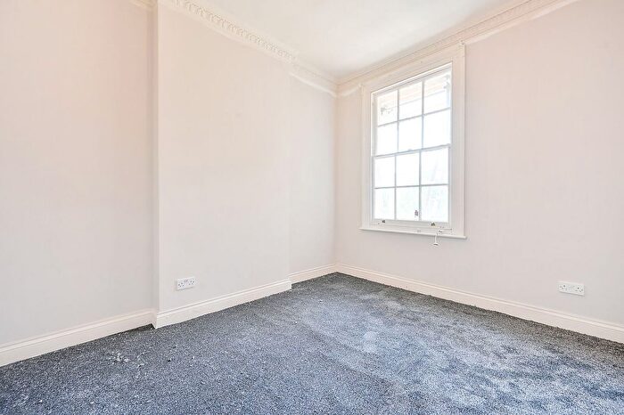 6 Bedroom Property To Rent In Merton Road, Earlsfield, London, SW18