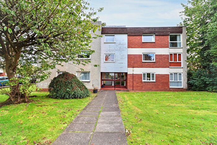 1 Bedroom Flat For Sale In Greenlaw Drive, Paisley, Renfrewshire, PA1