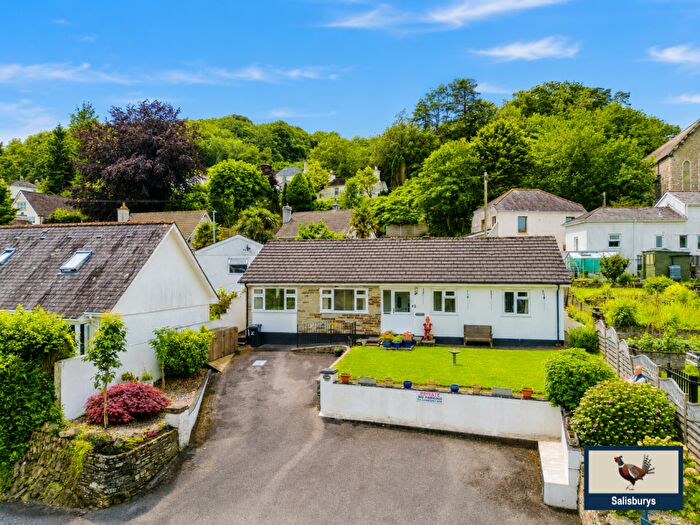3 Bedroom Detached Bungalow For Sale In Under Road, Gunnislake, PL18