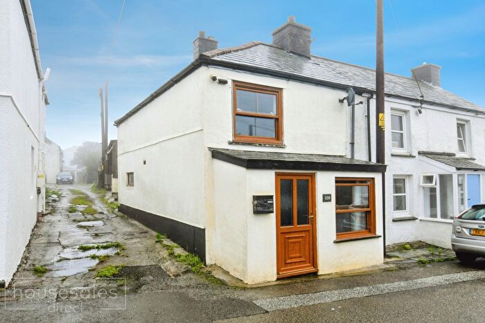 3 Bedroom Semi-Detached House For Sale In Pengelly, Delabole, PL33