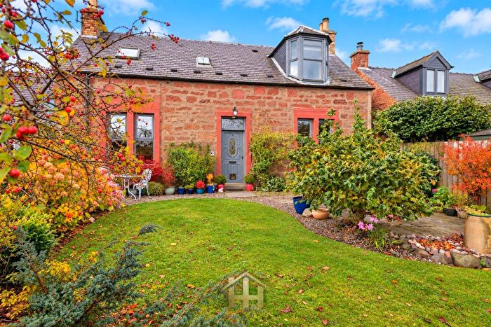 2 Bedroom End Of Terrace House For Sale In Henry Street, Kirriemuir, DD8