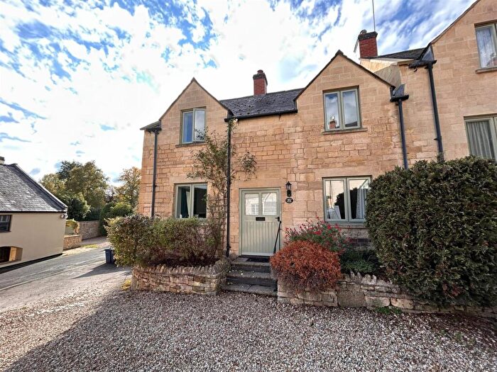 2 Bedroom Cottage To Rent In High Street, Winchcombe, GL54