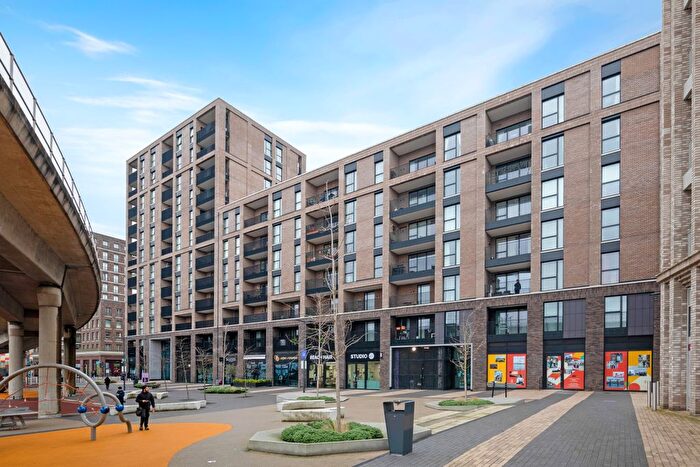 2 Bedroom Flat To Rent In Silley Weir Promenade, London, E16
