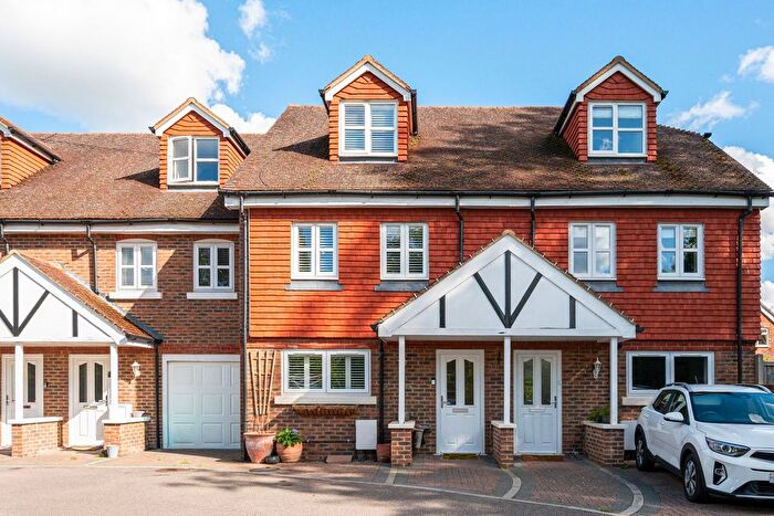 3 Bedroom Terraced House For Sale In Regency Close, Edenbridge, TN8