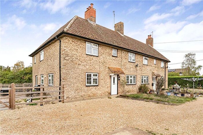 3 Bedroom Semi-Detached House To Rent In Mill Road, Marcham, Abingdon, Oxfordshire, OX13