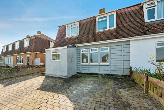 3 Bedroom Semi-Detached House For Sale In Drake Road, Padstow, Cornwall, PL28