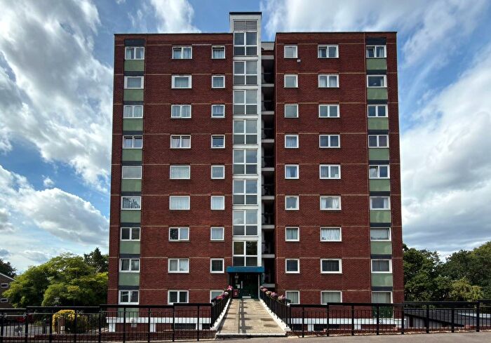 1 Bedroom Flat For Sale In Flat Keats House, Porchester Mead, Beckenham, Kent, BR3