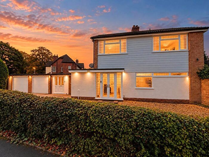 3 Bedroom Detached House For Sale In Astor Road, Streetly, Sutton Coldfield, B74