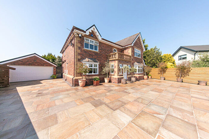 5 Bedroom Detached House For Sale In 'Treetops' Little Coppins Lane, Poulton-le-Fylde, Lancs, FY6