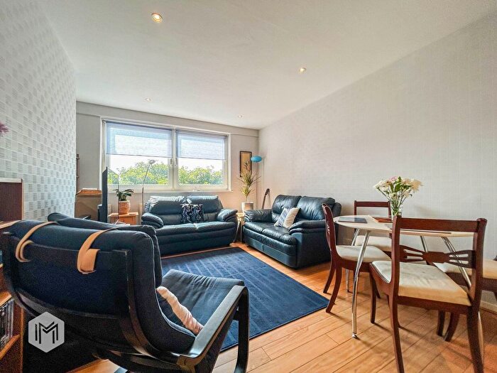 2 Bedroom Flat For Sale In Crook Street, Bolton, BL3