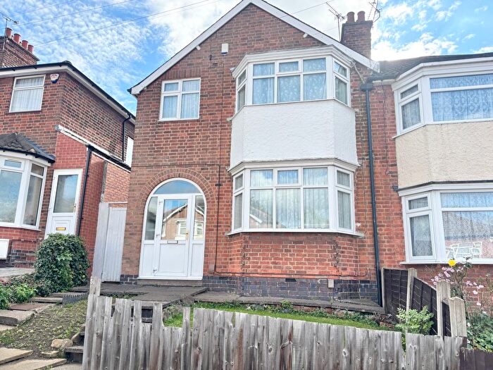 3 Bedroom Semi-Detached House For Sale In Bodnant Avenue, Leicester, LE5