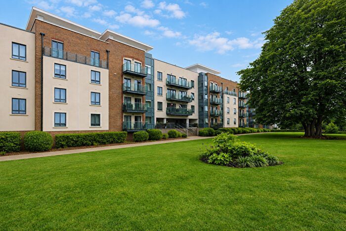 Studio For Sale In Holford Way, London, SW15