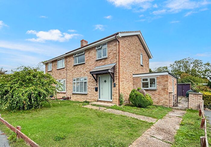 3 Bedroom Semi-Detached House For Sale In Malthouse Way, Barrington, CB22
