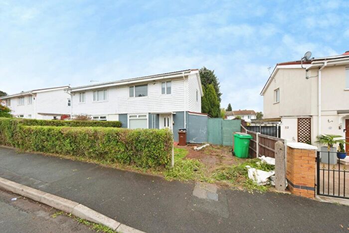 3 Bedroom End Of Terrace House For Sale In Melford Road, Nottingham, Nottinghamshire, NG8