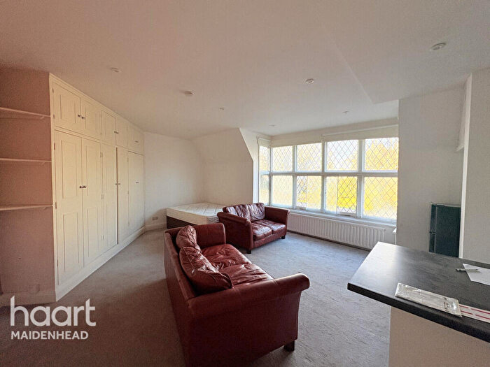 1 Bedroom Flat For Sale In Bath Road, Maidenhead, SL6