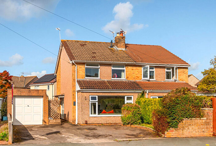 3 Bedroom Semi-Detached House For Sale In Westcourt Drive, Oldland Common, Bristol, Gloucestershire, BS30
