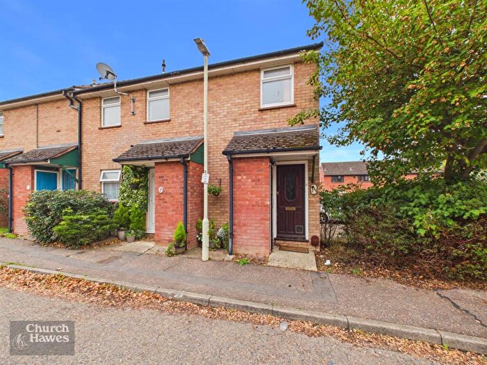 2 Bedroom Maisonette For Sale In Nelson Place, South Woodham Ferrers, Chelmsford, CM3