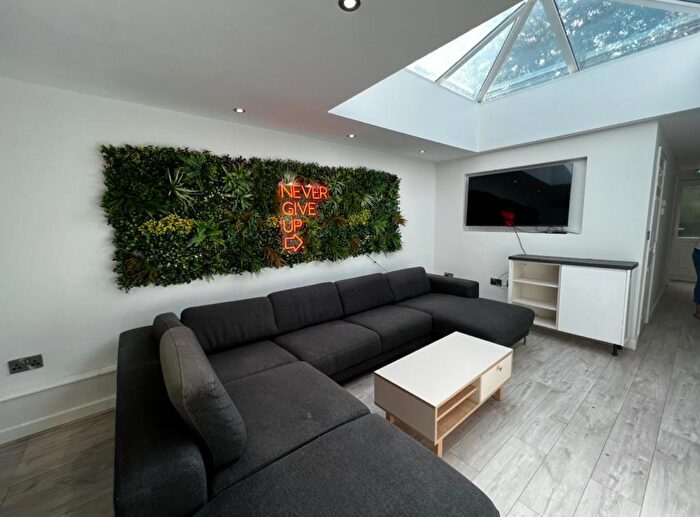 7 Bedroom House To Rent In Hubert Road, Selly Oak, West Midlands, B29
